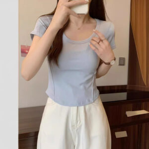 Lrregular U-Neck Short-Sleeved Shirt