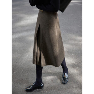 Retro Chic And Versatile High-Waisted Midi Skirt